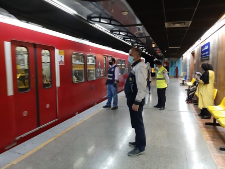 تردد قطار‌های متروي تهران و حومه در روز تنفیذ و تحليف ریاست جمهوری تغييري نمي كند