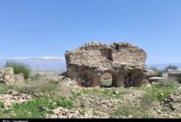 کاخ ساسانیان در سلطه معتادان؛ در بنایی که اردشیر بابکان ساخت دام چرا می‌کند/ عکس