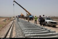 تاکید وزیر راه بر پیگیری تامین منابع مالی خط آهن جیرفت-بم