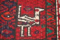 زنانی که از نی و موی بز دیوار زندگی می‌سازند