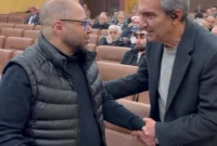 بوسه خشایار راد به پیشانی مازیار لرستانی بوسه خشایار راد به پیشانی مازیار لرستانی