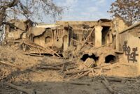 تصاویر بیشتر از خانه‌ای که تخریب آن را جایی گردن نگرفت!