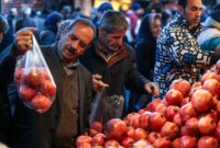 بازار خریدهای شب یلدا، سردتر از خود شب یلدا