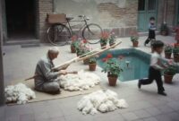 سوگِ خاموشِ کمان‌های چوبی پنبه‌زن‌ها در کوچه‌ پس‌ کوچه‌های خراسان