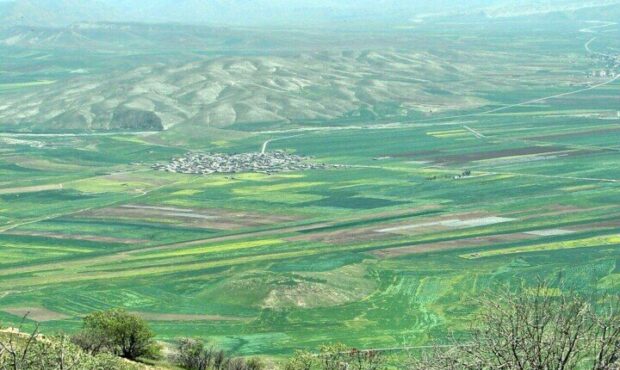 تپه باستانی «سرچم» هلیلان، مأمن استقرار پیش از تاریخ تا دوره تاریخی بوده است