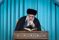 تصاویری از رهبر انقلاب در محفل انس با قرآن، عصر امروز تصاویری از رهبر انقلاب در محفل انس با قرآن، عصر امروز