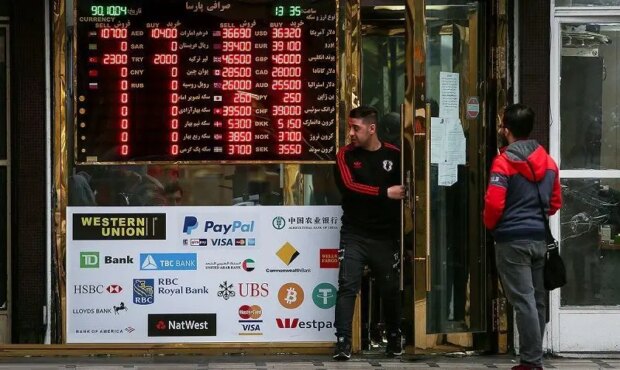 قیمت دلار امروز شنبه 12 اردیبهشت 1405