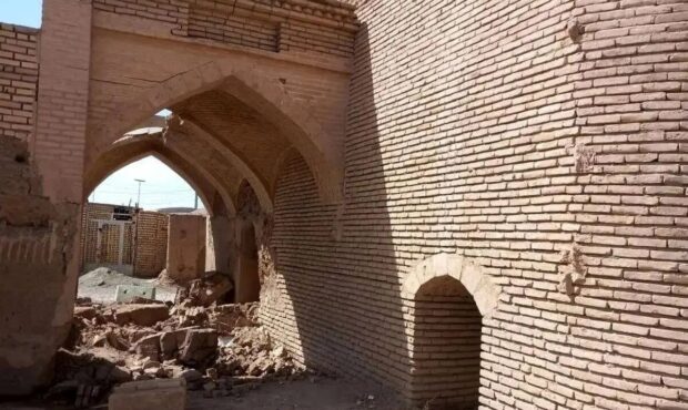 آسیب جدی به میراث فرهنگی اصفهان در بمباران شهرستان کوهپایه