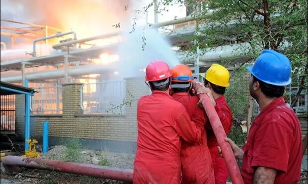 جزئیات حمله آمریکا – اسرائیل به پتروشیمی ماهشهر/ 5 نفر شهید شدند