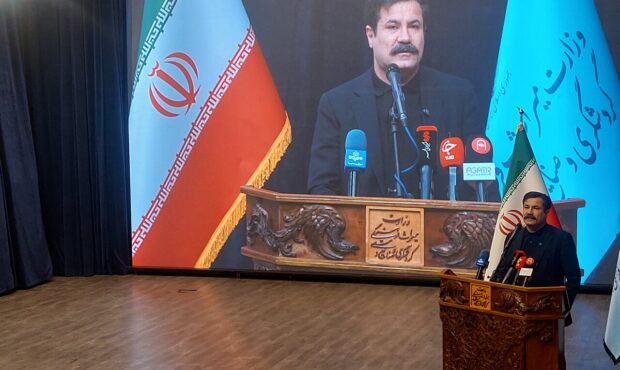 معاون رئیس‌جمهور: به مردم اعتماد داریم، اینترنت به وضعیت گذشته بازخواهد گشت، زیرا دستور رئیس‌جمهور است/ پیوند بوم‌گردی با انسجام اجتماعی اهمیت دارد