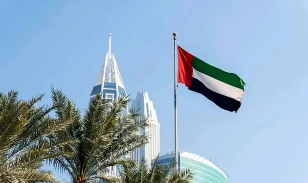 امارات و فرانسه قرارداد دفاعی امضا کردند