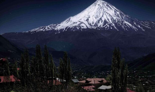 آن‌سوتر از ابرها، نام ایران است
