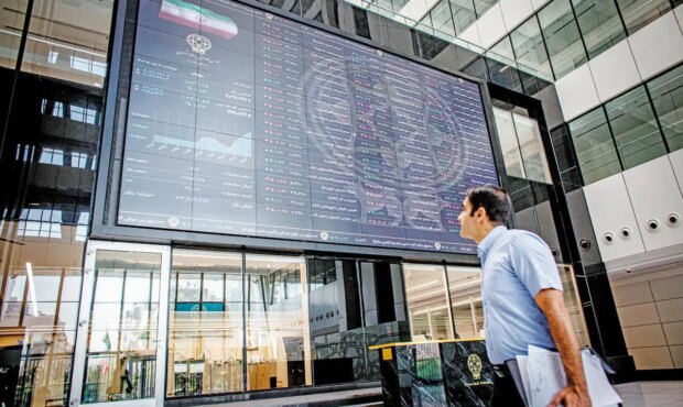 پیش بینی بورس فردا شنبه 17 مرداد 1405