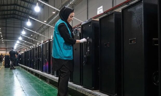 اضافه شدن جمعه به روز کاری؛ تکلیف دستمزد روز تعطیل چه می‌شود؟
