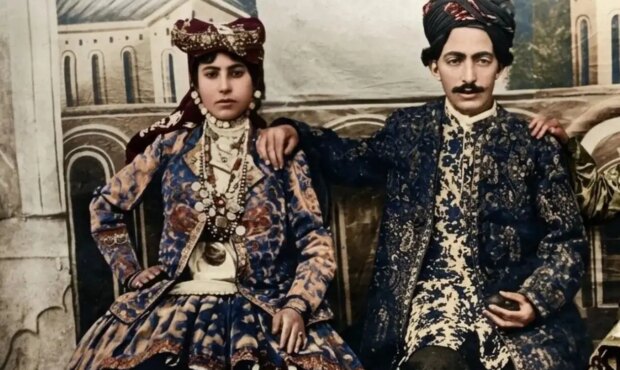 سفر زمان؛ از «رقاص عروسی» تا «زنان تهرانی در تکیه‌دولت»